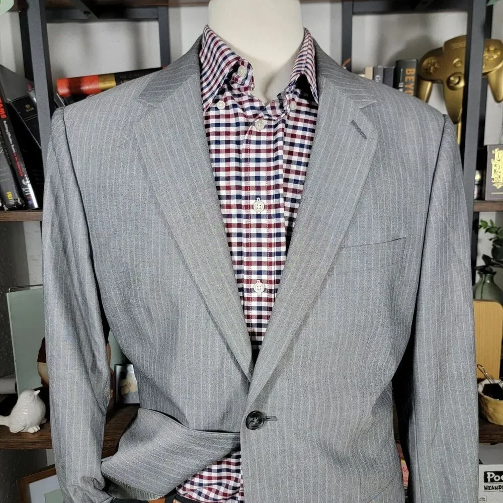 Express Men's Sport Coat Blazer Two Button Gray Striped Polyester Blend Size 42L